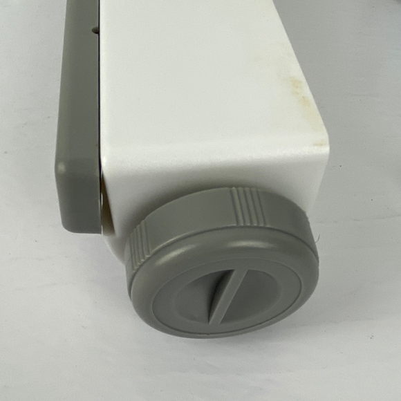 Indoor Clothes Drying Rack 4 Lines Space Saving Retractable Wall Mounted - Picture 5 of 6